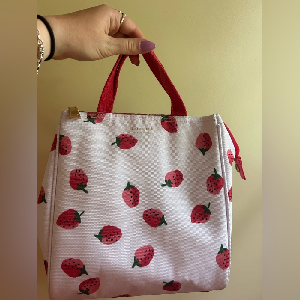 Kate Spade Strawberry lunch pale